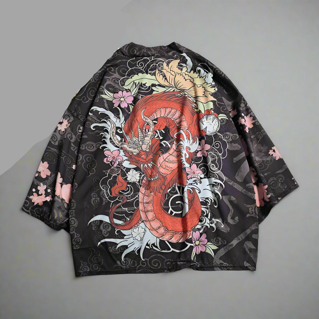 Chimono de femei cu imprimeu japonez negru cu dragon rosu mare si flori de cires roz