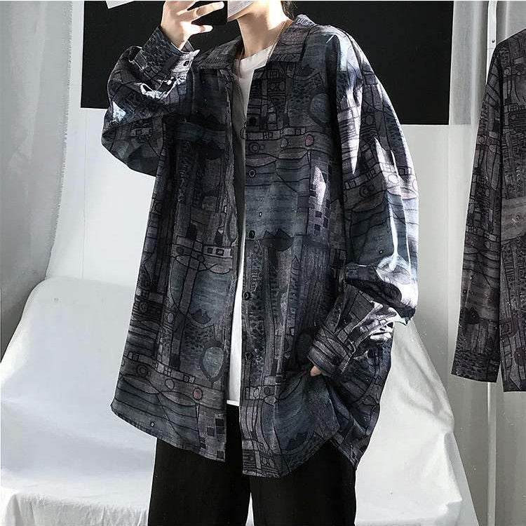 Cămași cu imprimeuri AM Vision RO, model larg cu mâneci lungi și design abstract în nuanțe închise