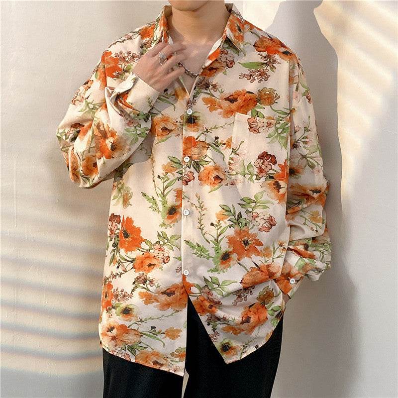 Cămăsi tie-dye diferite modele stil retro bărbat poartă cămașă florală crem cu flori portocalii mânecă lungă buzunar lejeră
