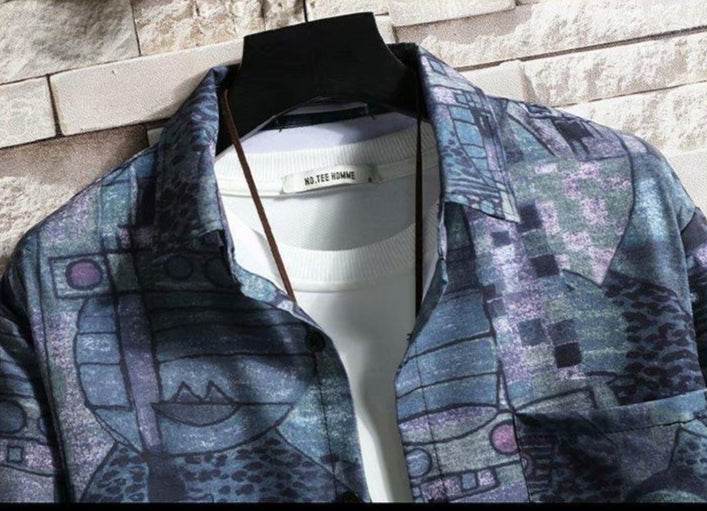 Cămași cu imprimeuri în nuanțe de albastru și violet de la AM Vision RO, culori și modele variate