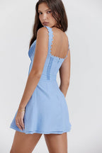 Rochie scurtă casual albastru deschis cu bretele dantelate corp plisat talie cambrata fusta evazata