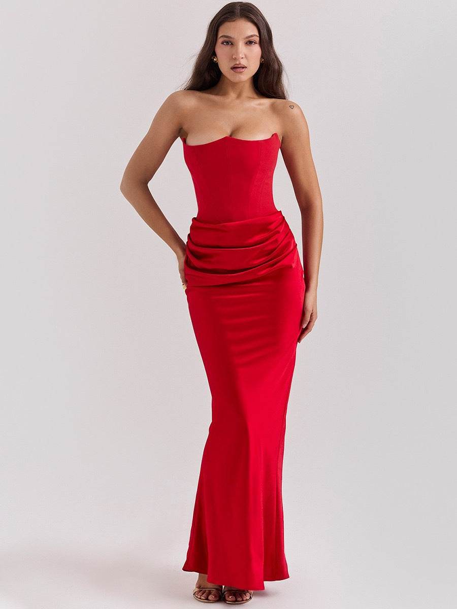 Rochie elegantă lungă cu umerii goi roșie AM Vision RO croială mulată cu drapaje la talie pentru evenimente elegante