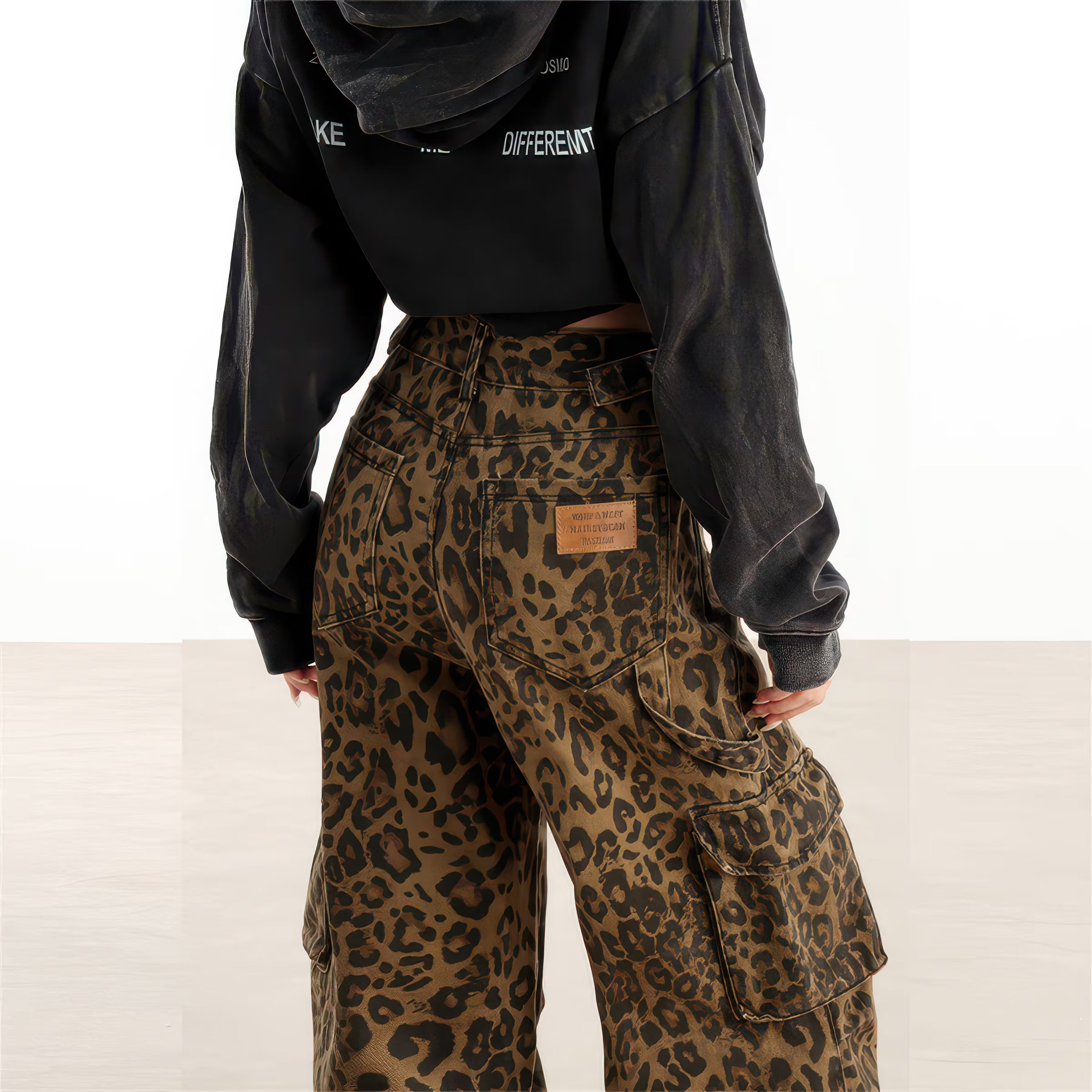Pantaloni cu Animal Print
