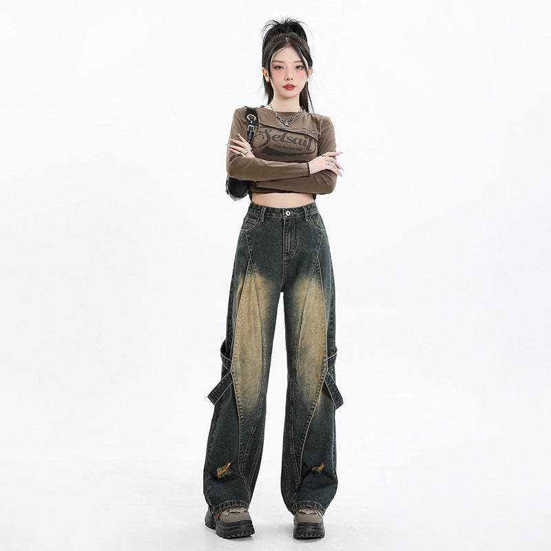 Pantaloni Retro Efect Prespălat din denim larg cu buzunare cargo purtați de model tânăr