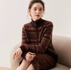 AM Vision RO Cashmere Turtleneck Sweater Retro Old Money Knit with a stylish zip collar for elegant layering