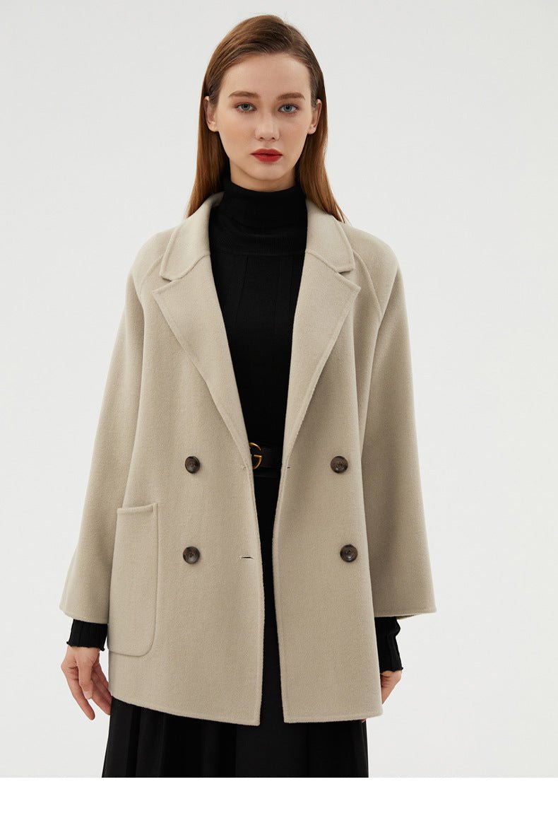 AM Vision RO Double-Faced Wool Velvet Coat in Beige with a Stylish Oversized Fit