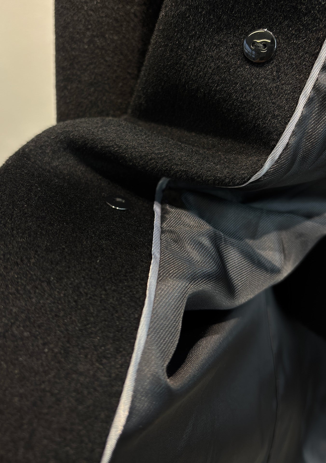 Interior view of AM Vision RO Elara Wool Coat Cashmere X Mulberry Silk showing fine lining and button detail