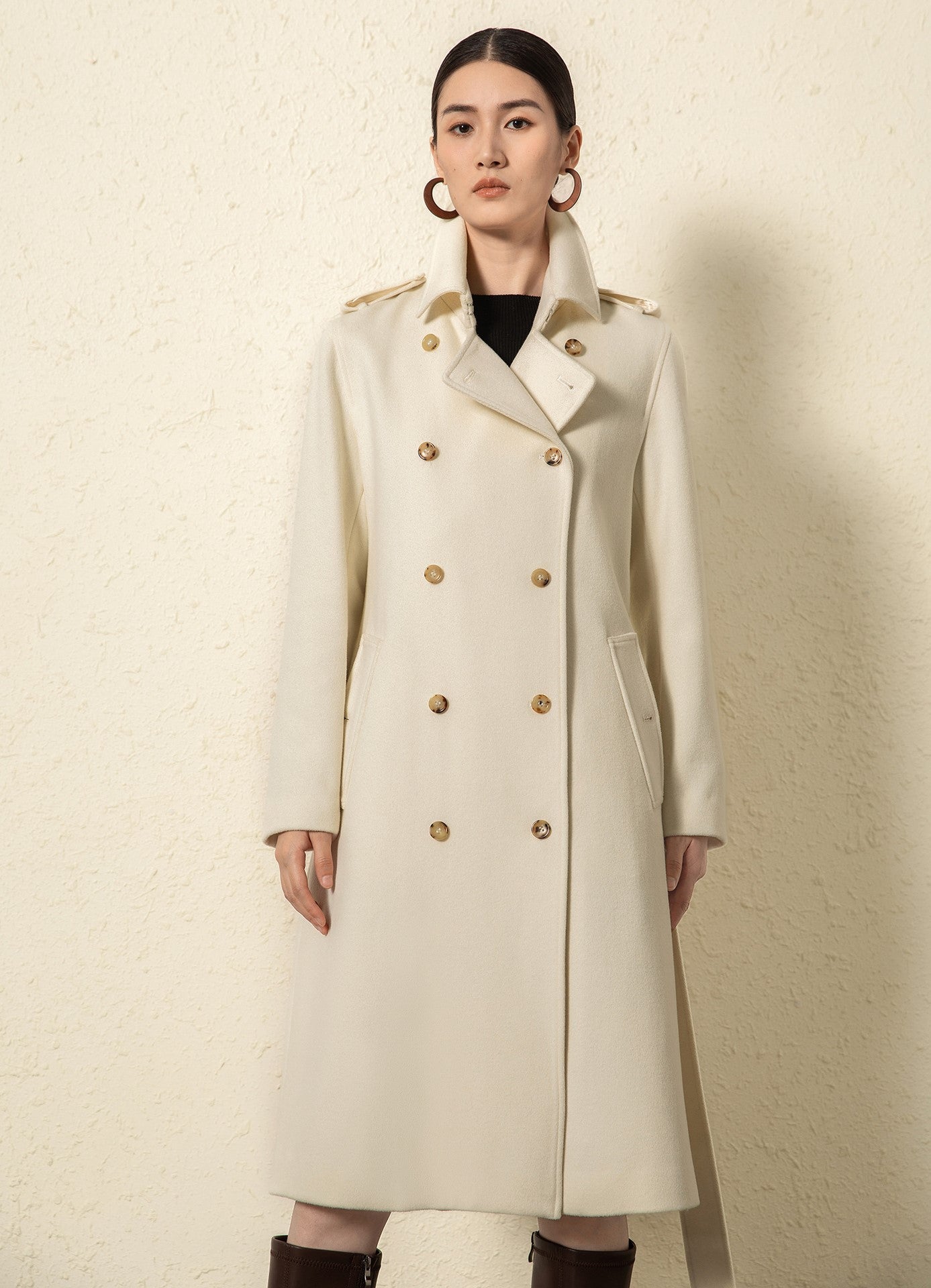 Elara Wool Coat Cashmere X Mulberry Silk in cream with double-breasted buttons and classic design