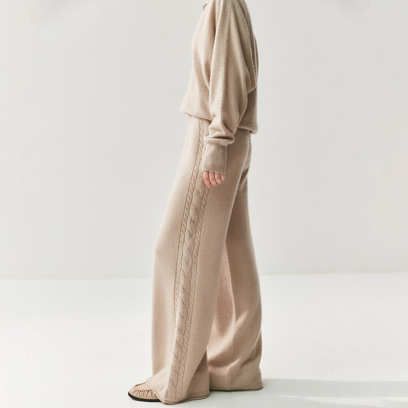 Elegant cashmere lounge pants in a soft beige color for comfortable, stylish wear at home