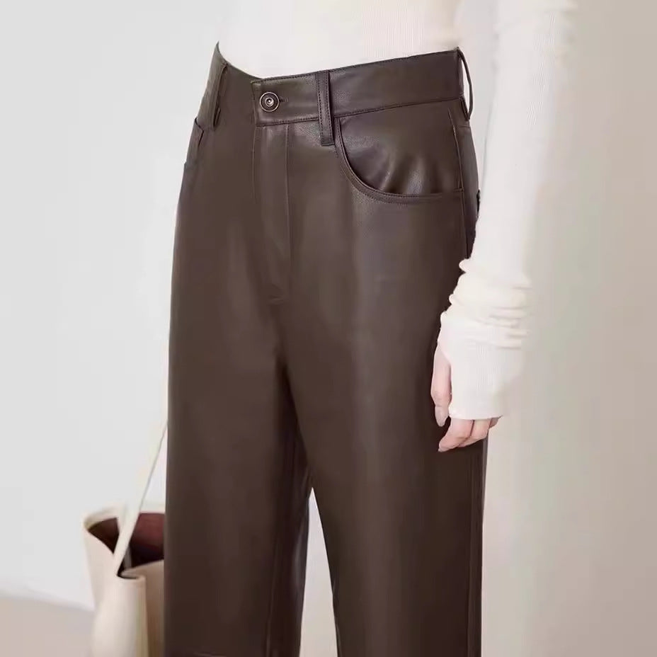 Merard Luxe Sheepskin Pants in Dark Brown with a Classic Fit and Functional Pockets