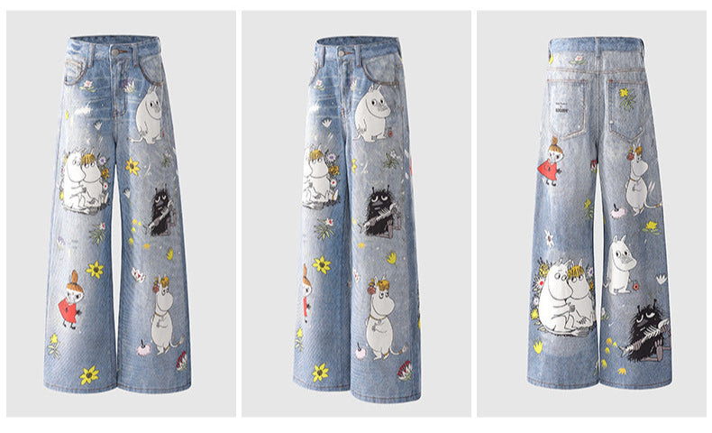Blugi Moomins Cartoon evazati din denim bleu cu imprimeuri personaje Moomin vedere fata spate si lateral