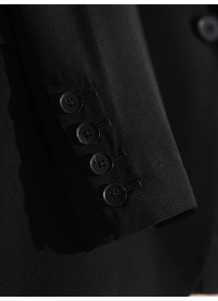 Close-up of AM Vision RO Natural Silk Blazer featuring stylish button detail on the sleeve