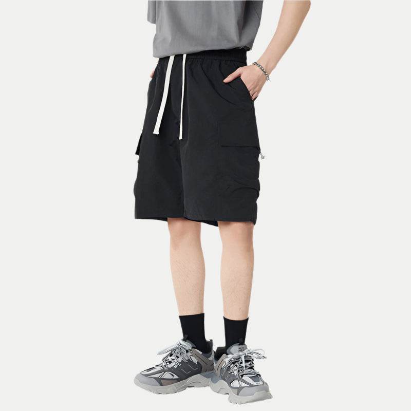 Pantaloni scurți casual cu buzunare multiple negri, cu ajustare elastică și șiret alb, model unisex
