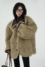 AM Vision RO Reversible Winter Suede Jacket in fluffy beige with a stylish oversized fit