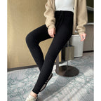 Comfortable AM Vision RO Soft Form Cashmere Yoga Leggings in black, perfect for yoga and casual wear