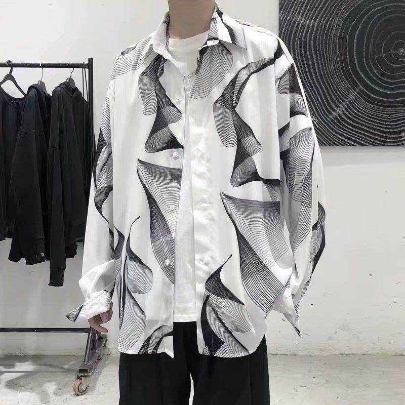 Streetwear Designer Shirt with Abstract Black and White Patterns for Trendy Outfits