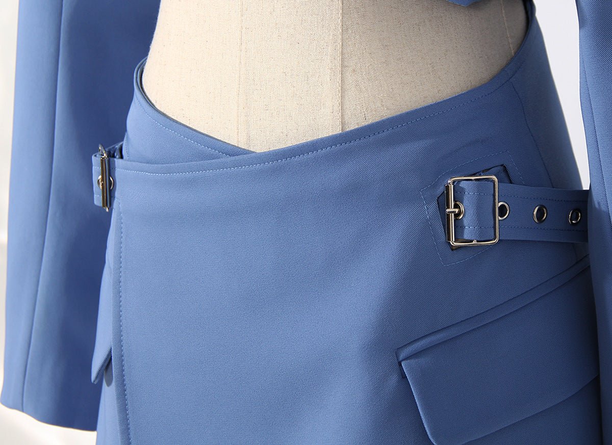 AM Vision RO Elegant Suit-Style Dress in Light Blue with Unique Buckle Detail