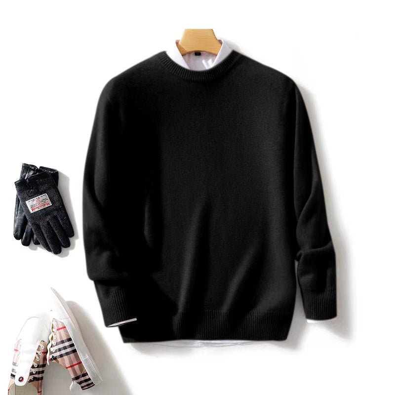 Thick Natural Wool Sweater With Elastic Hem in black, perfect for stylish winter layering