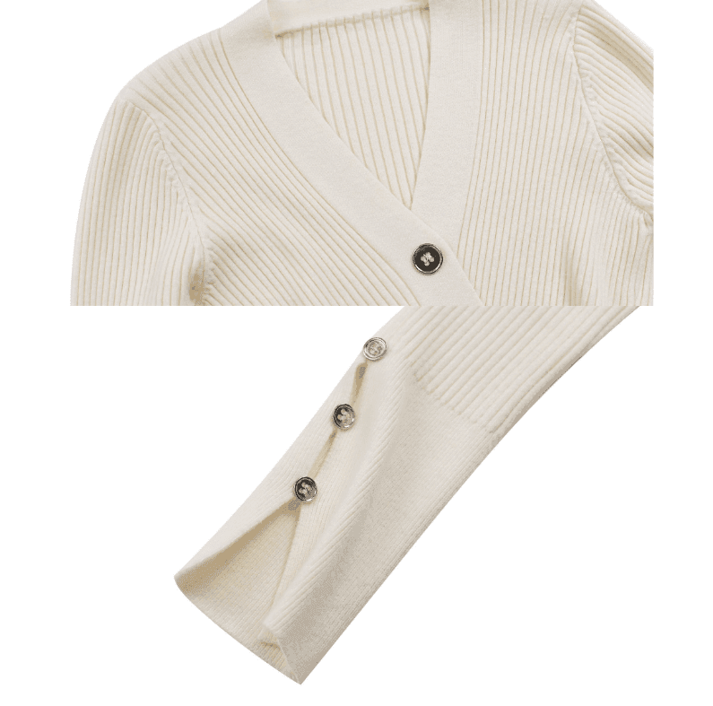 Bluză tricotată crem cu nasturi decorativi și croială Top slim-fit de la AM Vision RO