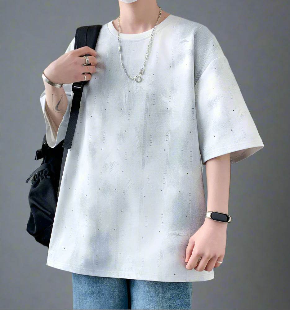 Tricou cu detalii minimaliste alb oversized pentru bărbați cu mâneci scurte și design simplu