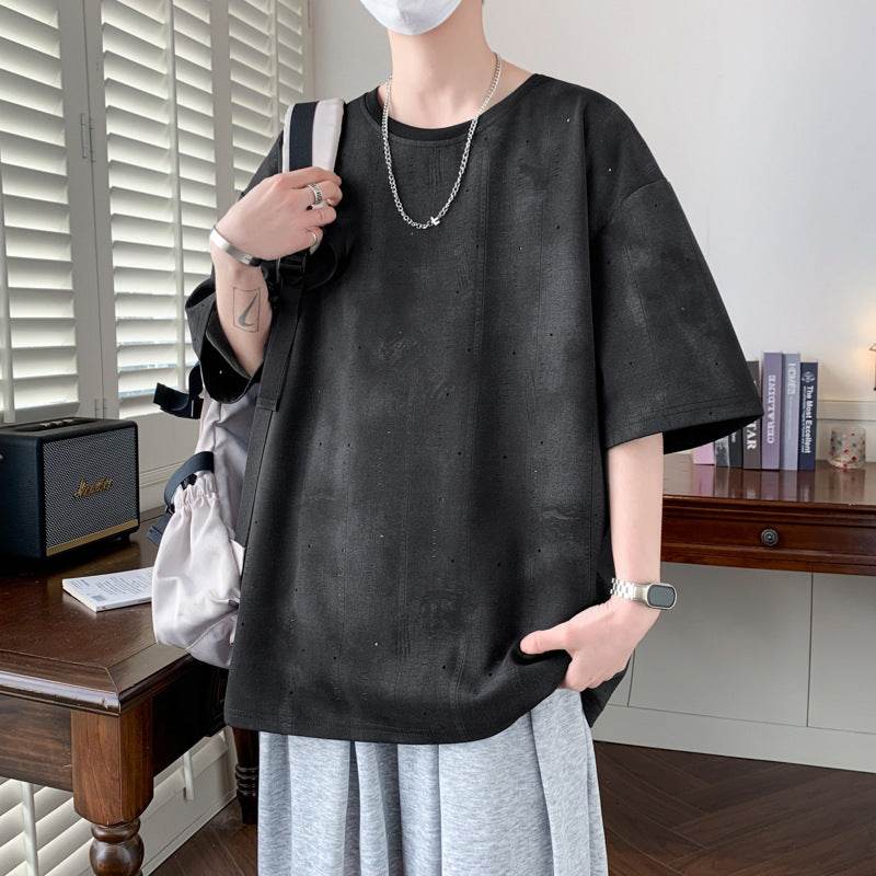 Tricou cu detalii minimaliste negru pentru bărbați, croială lejeră și mâneci scurte, stil casual