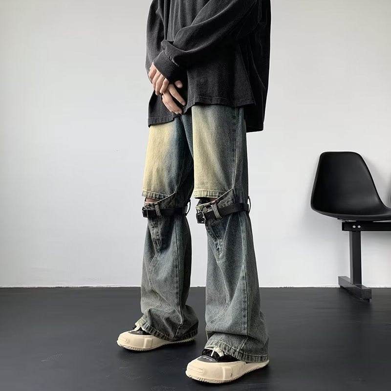 Blugi prespălați retro cu detaliu din metal. Pantaloni denim evazați cu curele metalice la genunchi stil urban AM Vision RO