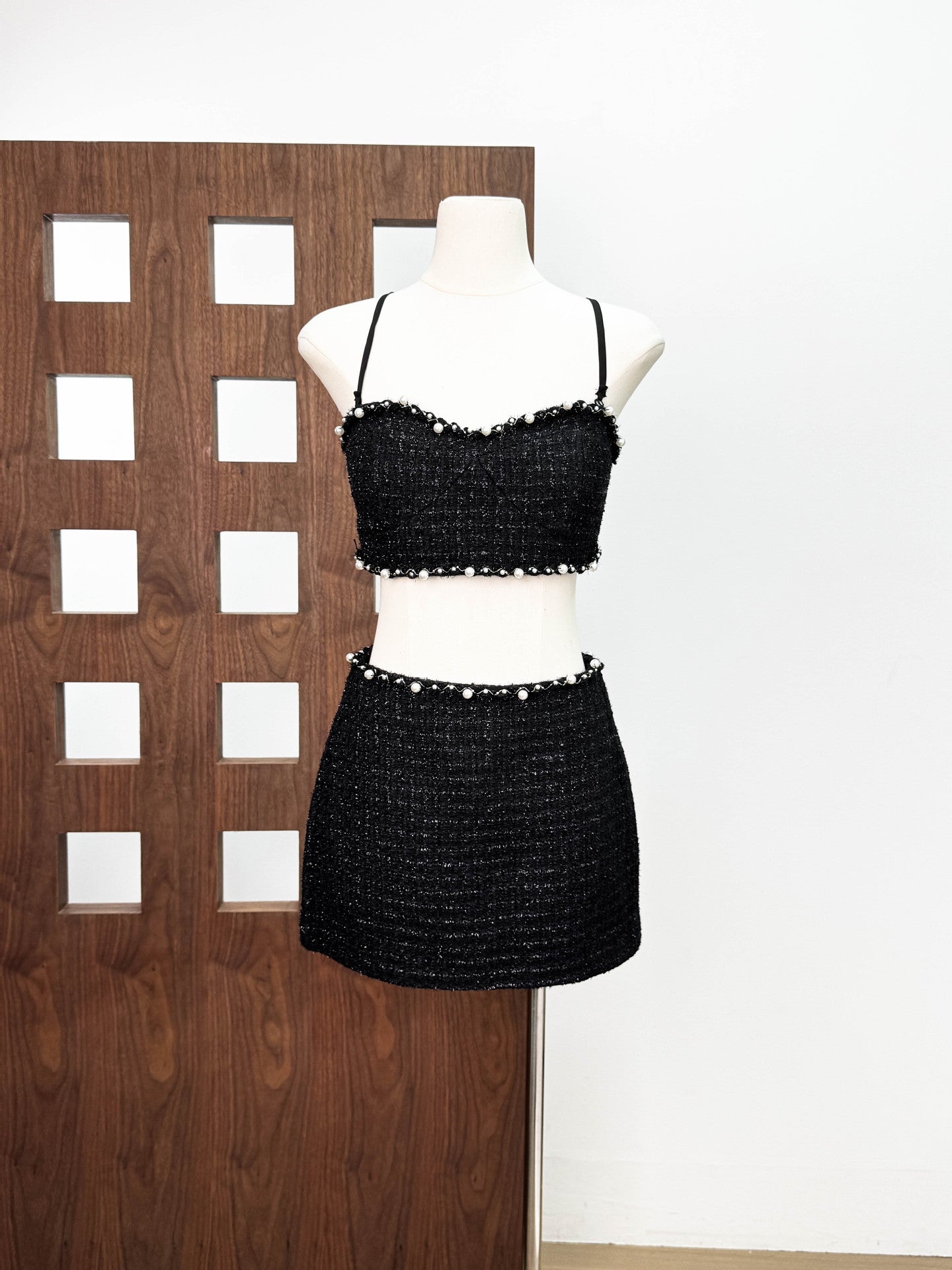 AM Vision RO Valeria Tweed Set Jacket, Bra, Skirt in Black with Decorative Pearls